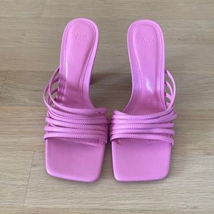 Zara Barbie pink sandals with rounded heel. Brand new size 39 NWOT